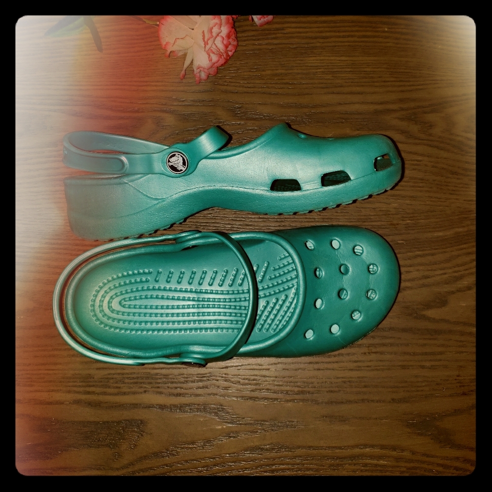 CROCS🐊 Mary Jane Double Strap Clogs Teal Size 7